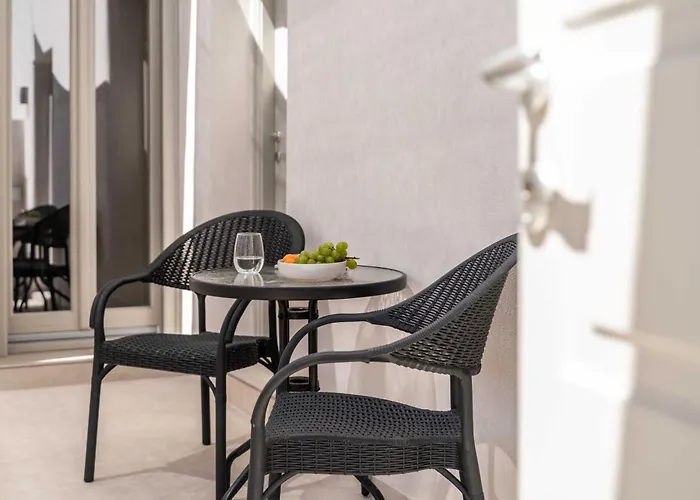 Lia Apartment Oia (Santorini)