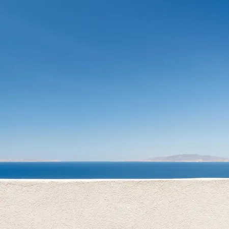 Lia * Oia